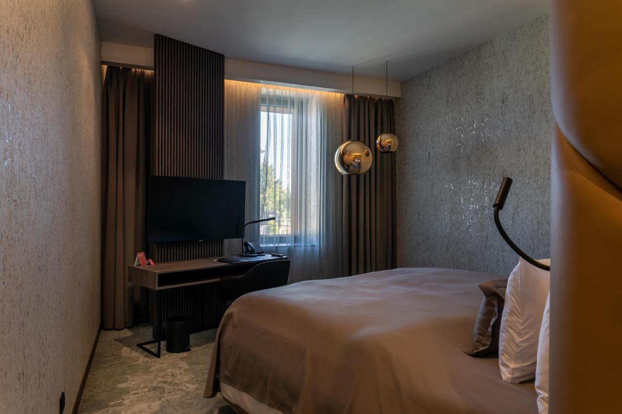 Theatre Hotel Όλομουτς Εξωτερικό φωτογραφία