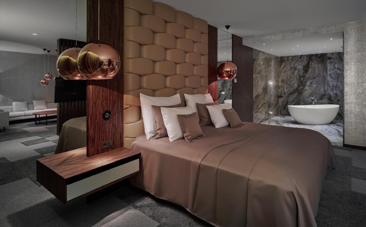 Theatre Hotel Όλομουτς Εξωτερικό φωτογραφία