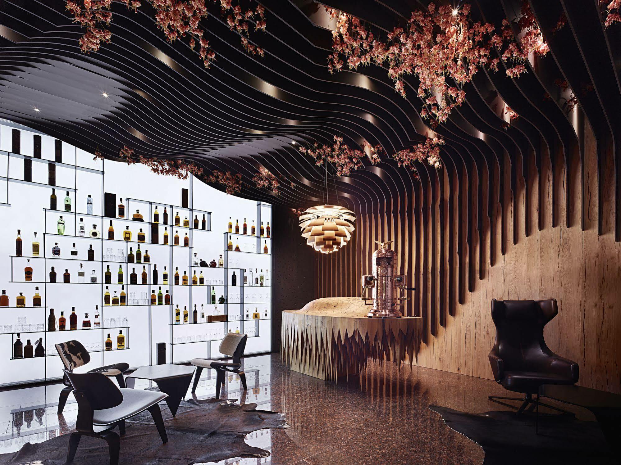Theatre Hotel Όλομουτς Εξωτερικό φωτογραφία