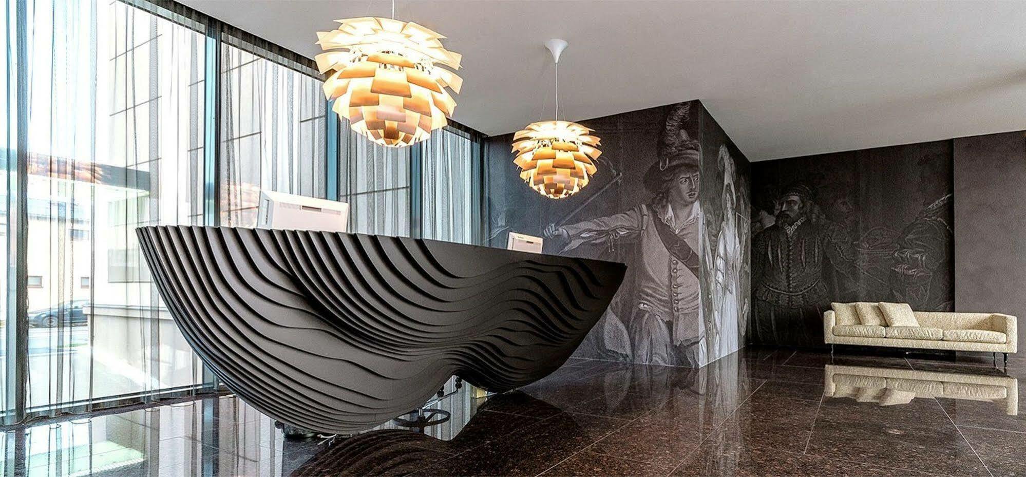 Theatre Hotel Όλομουτς Εξωτερικό φωτογραφία