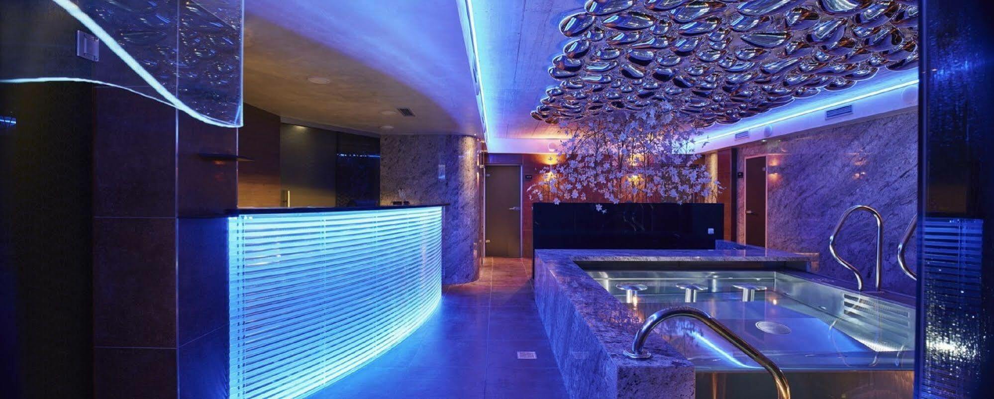 Theatre Hotel Όλομουτς Εξωτερικό φωτογραφία